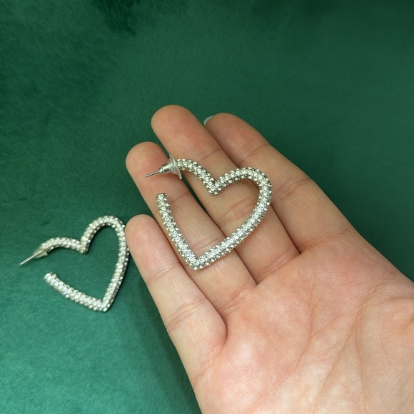 HEART HOOPS 🪩 - Picture 2 of 2